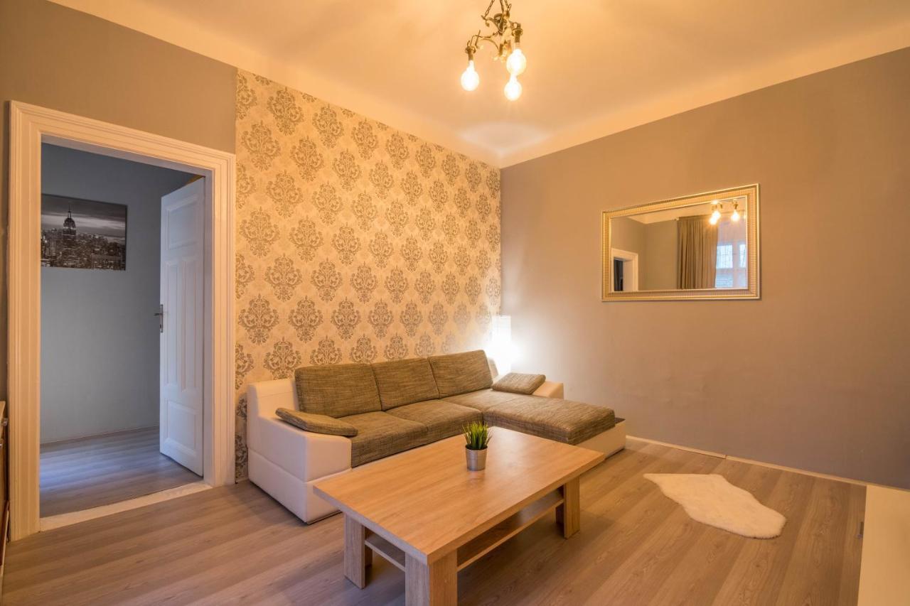 Chest Design Apartments Praha Bagian luar foto